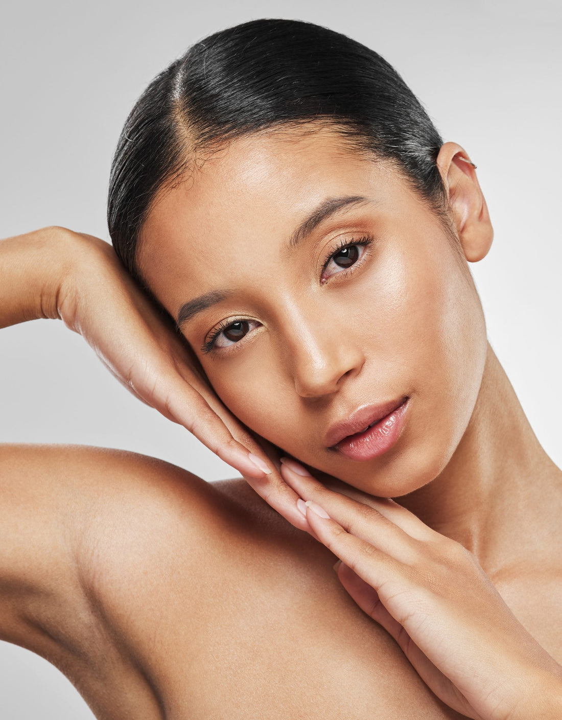 Hydrating Your Skin for Elasticity and Youthfulness